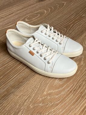 Ecco Women's Soft White Leather Tie Sneaker US 10-10.5 Extra Width 41 EU
